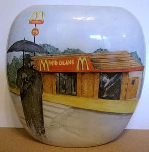 CarltonWare Large Purse Vase - The Rainman Outside a Burger Bar